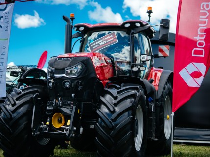 Agrovizija 2024 paroda - mesti iššūkiai dronams ir Lietuvos traktorininkams