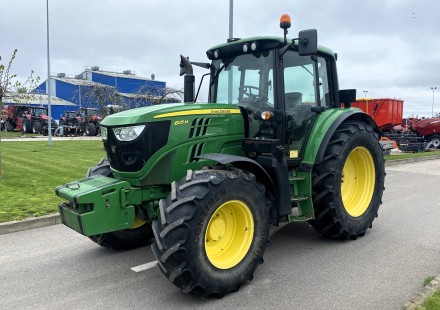 Naudotas John Deere 6125M traktorius