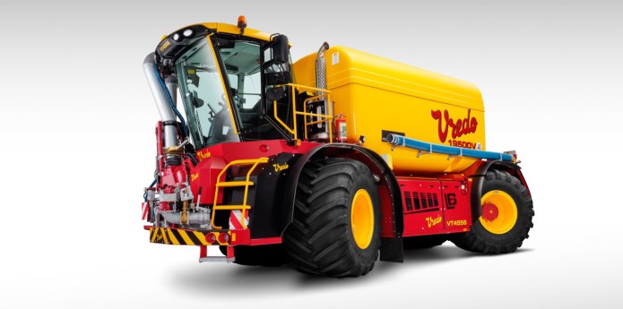 Savaeigis srutų purkštuvas Vredo Trac VT4556